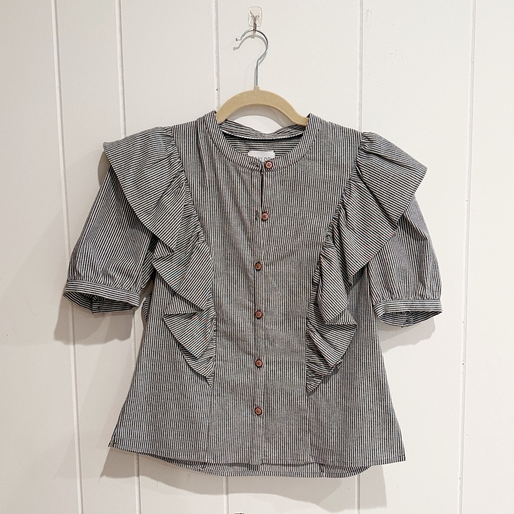 NWT Saylor Striped Button Down Short Puff Sleeve Top